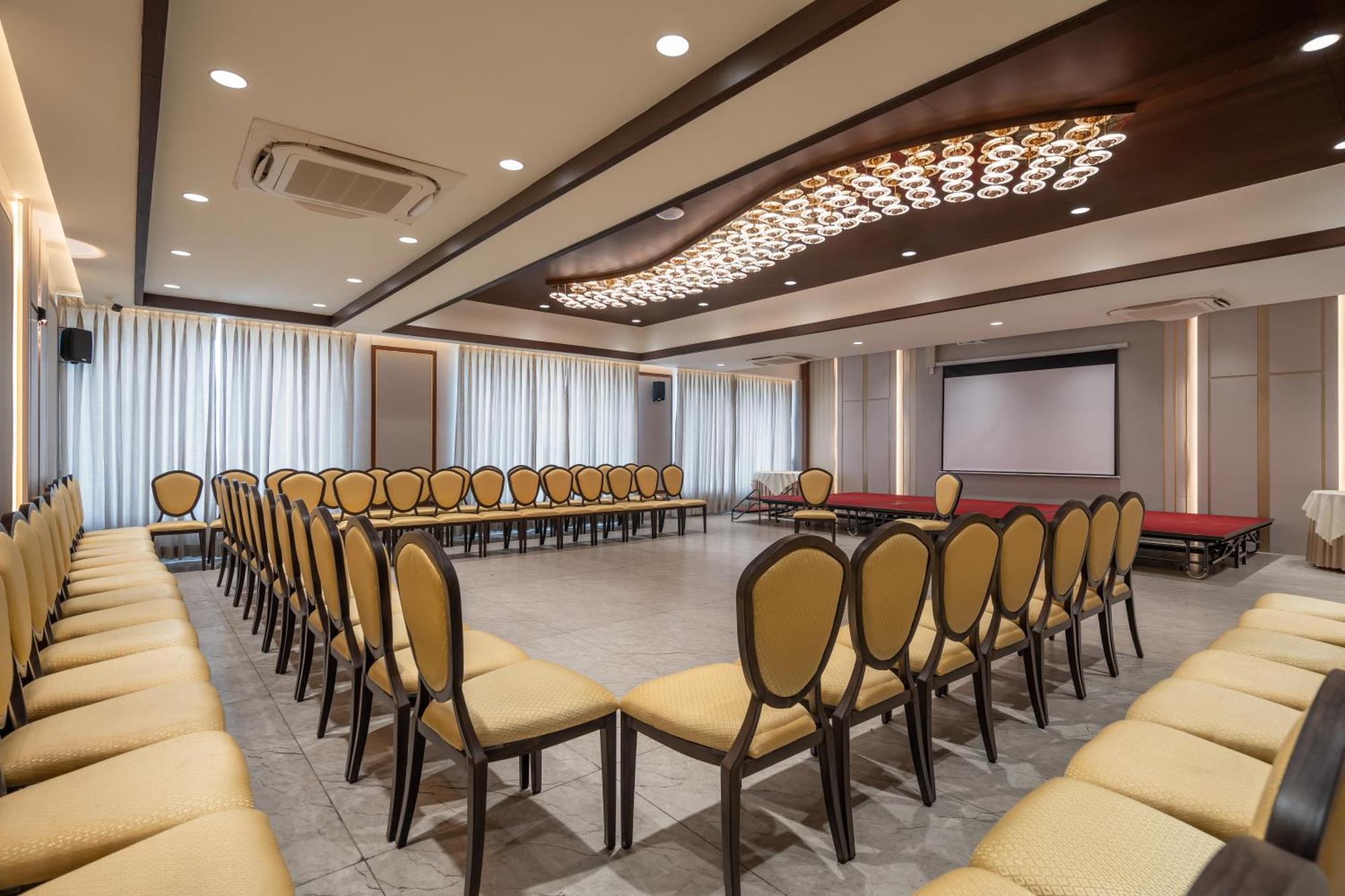 Copper Leaf Hotels, 蒂鲁内尔维利 外观 照片