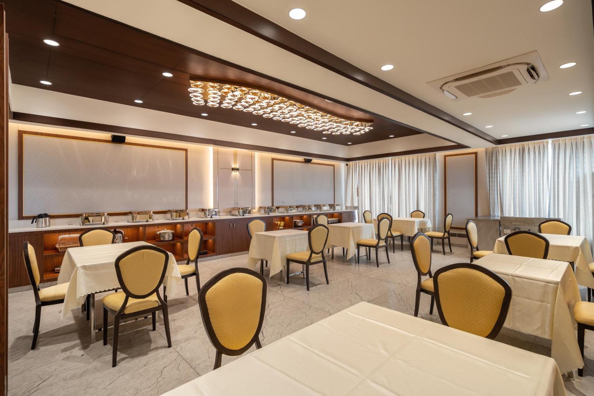 Copper Leaf Hotels, 蒂鲁内尔维利 外观 照片